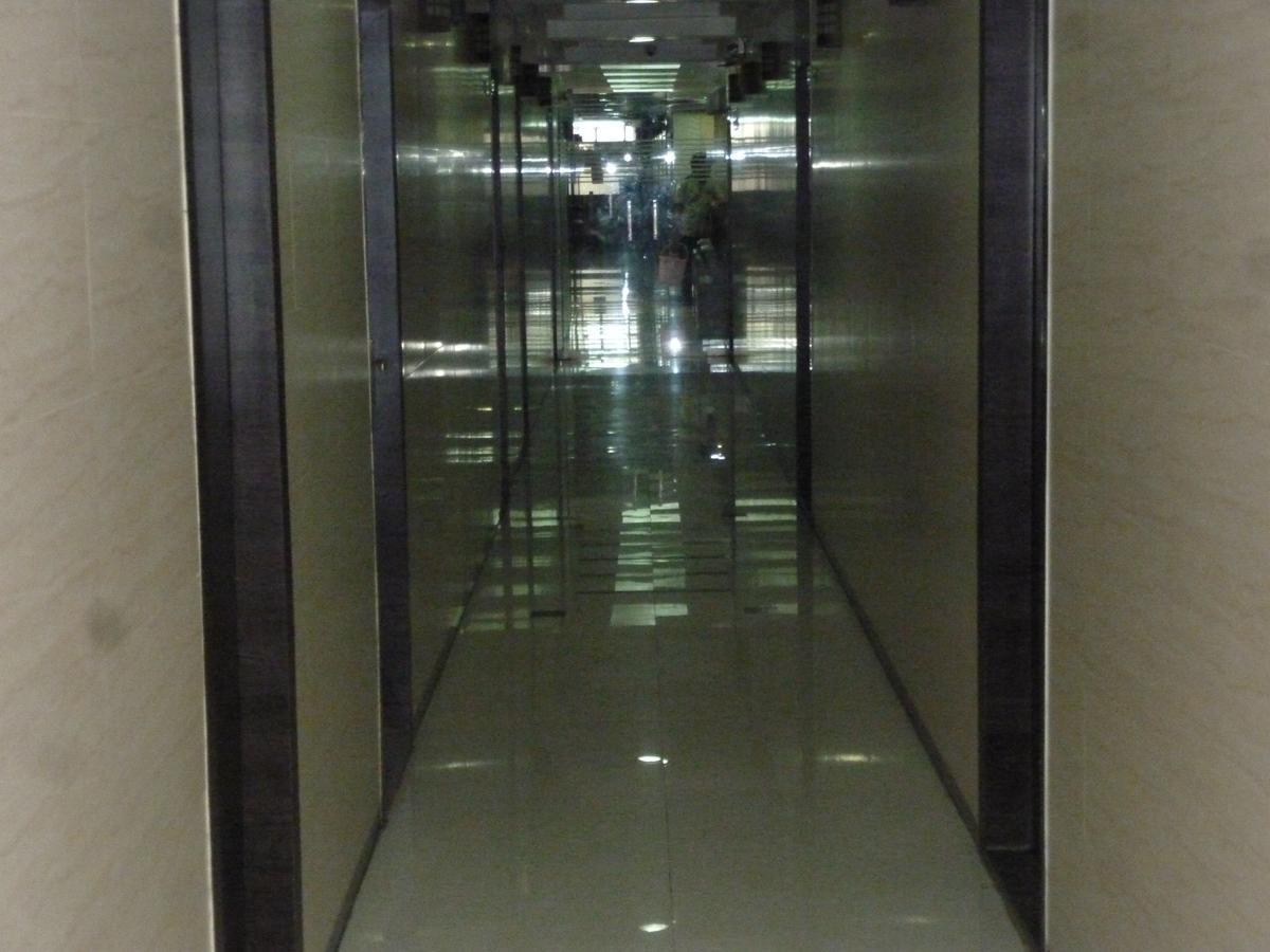 Hotel Regal Palace Мумбаи Экстерьер фото